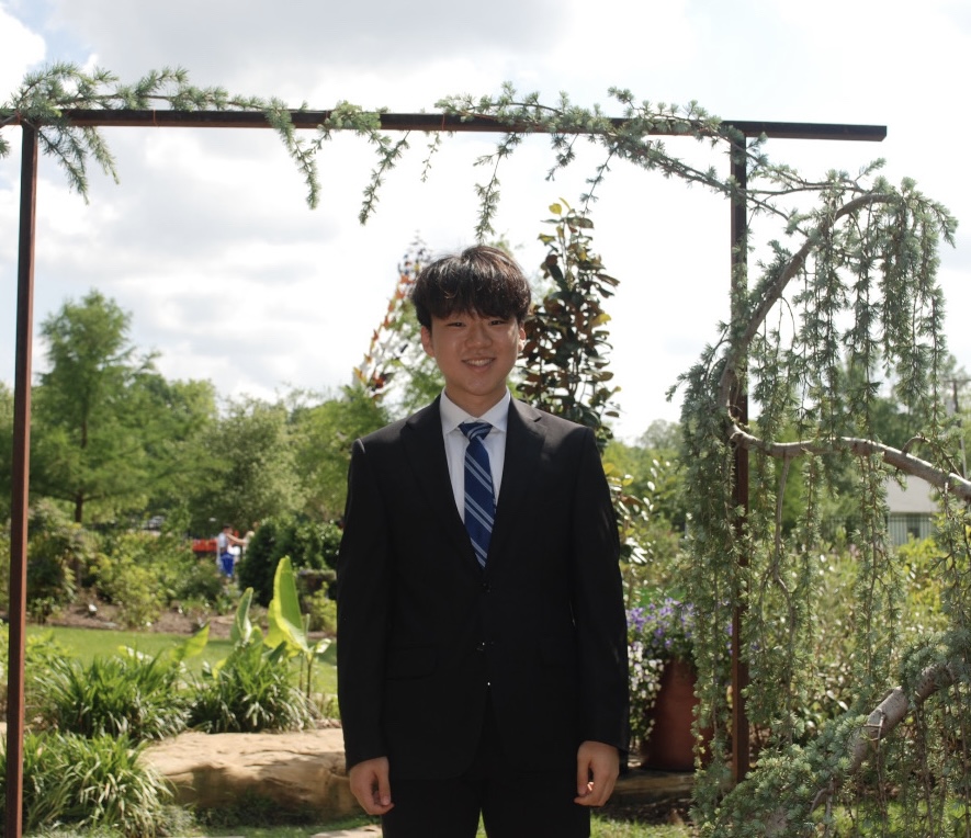 Ian Suh, founder of Avenis Collective
